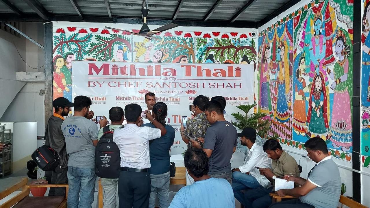 Mithila Thali By Chef Santosh Shah 호텔 자낙푸르 외부 사진